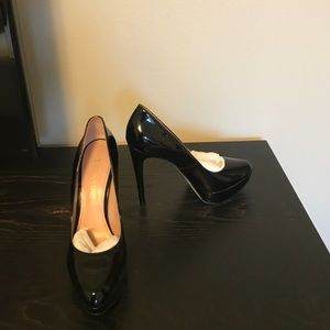 Enzo Angiolini Black Pumps. Size 7.5